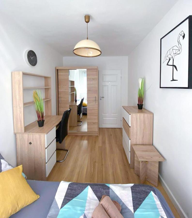 Bright Room №2 Grzybowska 9 Βαρσοβία Εξωτερικό φωτογραφία